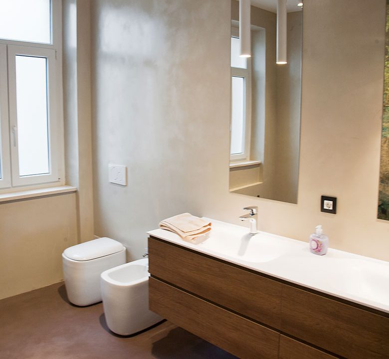 Mikrocement na zidu i na podu