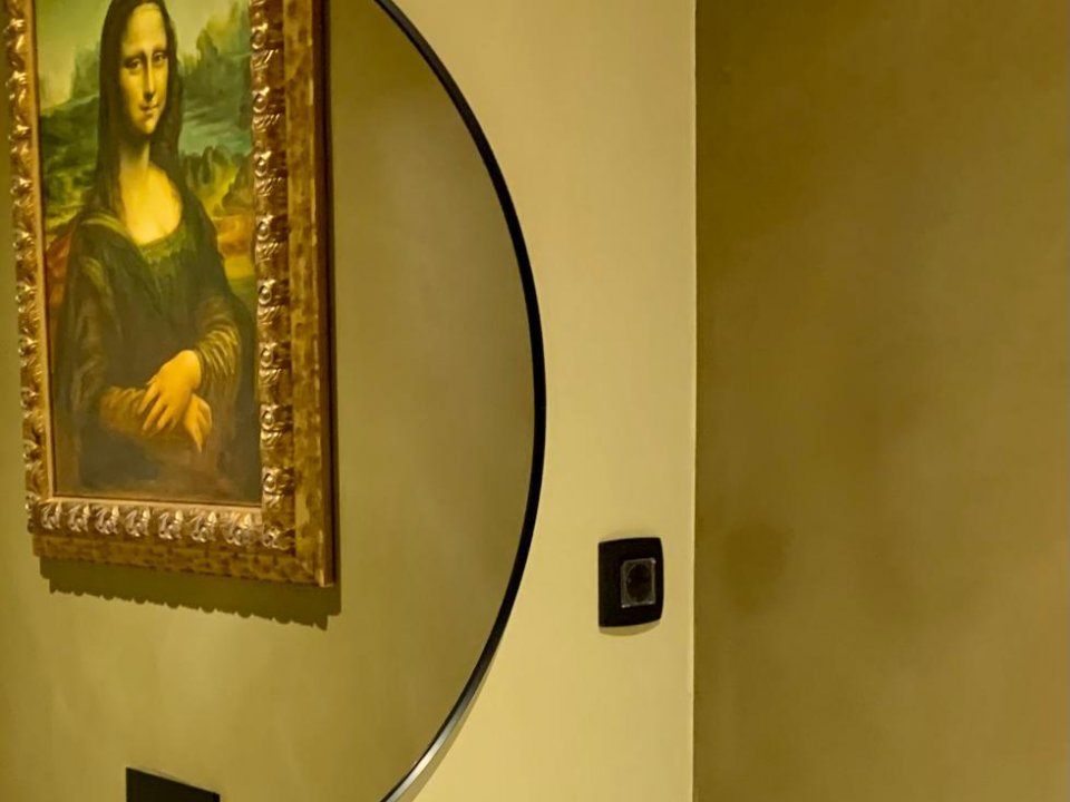 Mikrocement Classic Satinato zid NCS 7020 G90y i 1020 y10r