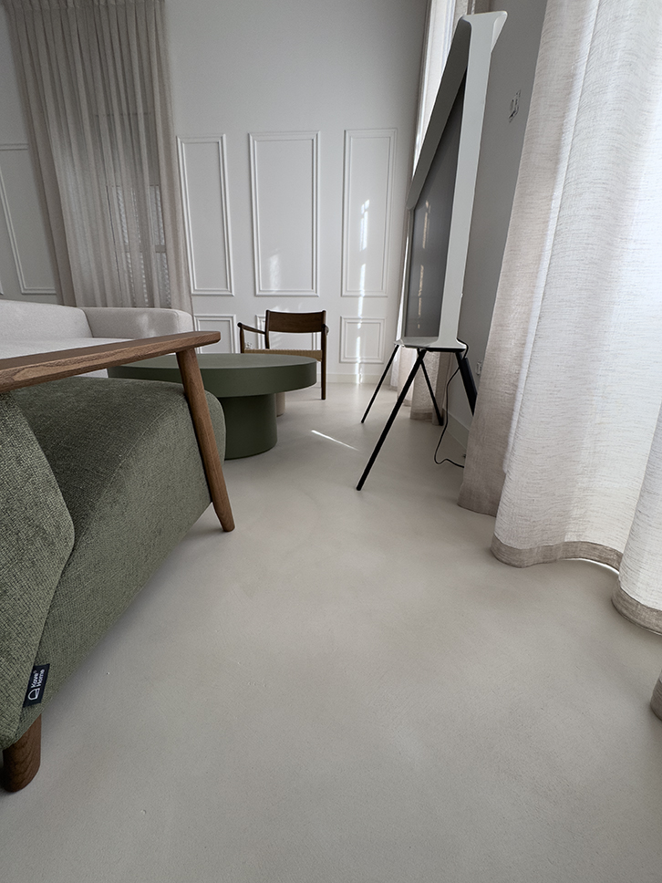 Dnevni i blagovaona mikrocement caffe roto Dnevni i blagovaona mikrocement caffe roto