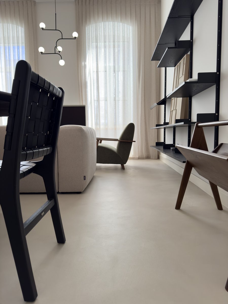 Dnevni i blagovaona mikrocement caffe roto Dnevni i blagovaona mikrocement caffe roto