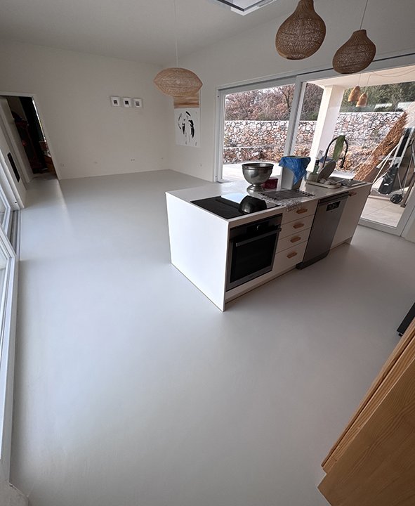 Cover obnovljen mikrocement